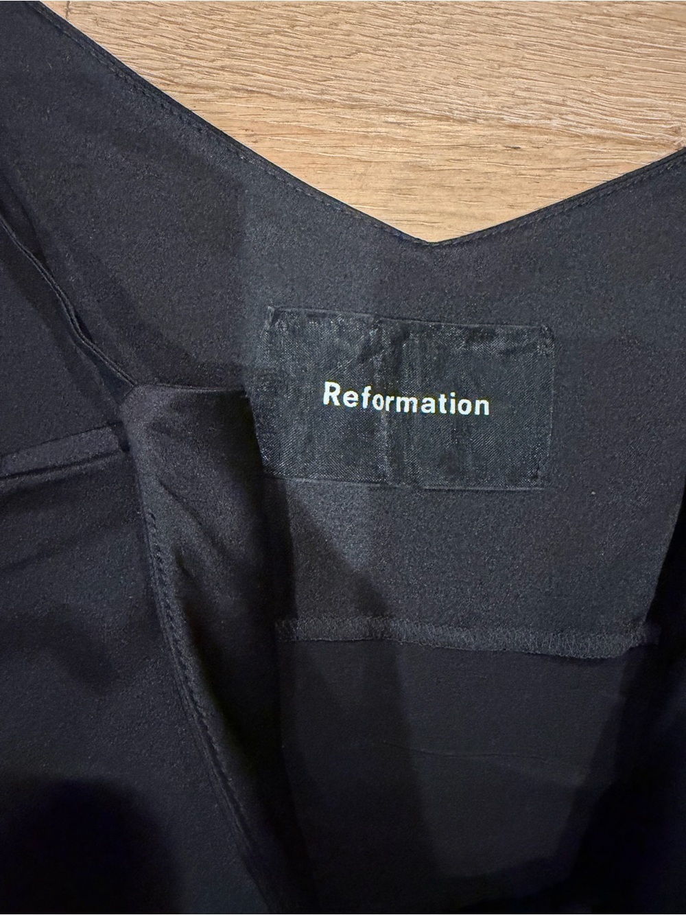 NWT Reformation | Alice Top Size M in Black 100% Silk Cami - Picture 5 of 9